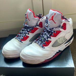 Air Jordan 5 quai 54s 9.5